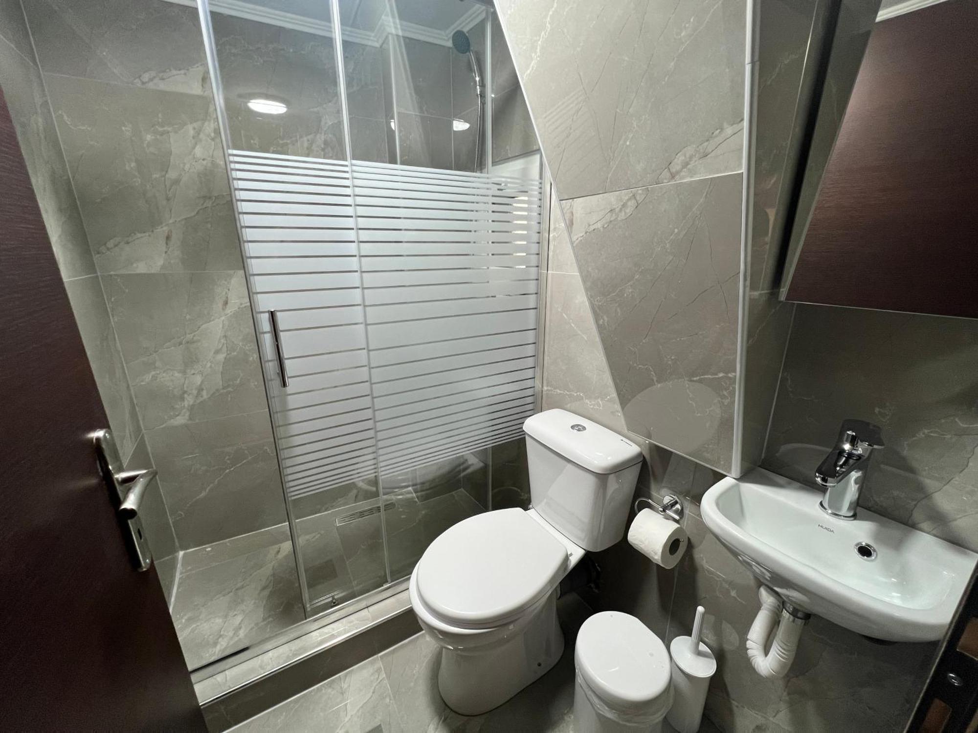شقة Elegant Loft 2 أليكسانثيربوليس المظهر الخارجي الصورة